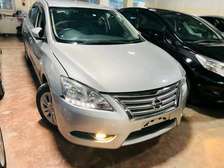 Nissan sylphy silver