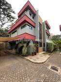 5 Bed Townhouse with En Suite in Lavington