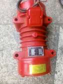 Three phase vibrating motor