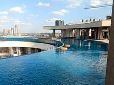 3 Bed Apartment with En Suite in Riverside