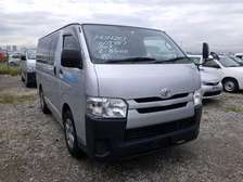 AUTOMATIC DIESEL HIACE (MKOPO ACCEPTED)