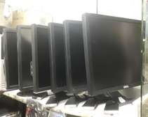 Tft dell 17 inches at 3000