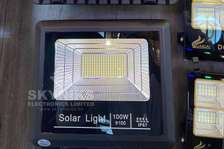100 Watts Solar LED Flood Light Outdoor Solar Lighting