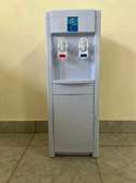 Water dispenser