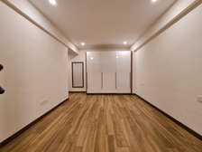 4 Bed Apartment with En Suite in Muthaiga