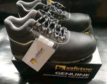 Safetoe safety boots