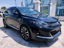 Toyota harrier newshape Gs grade fully loaded with sunroof