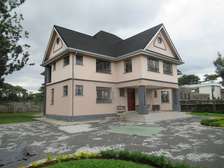 5 Bedrooms Townhouse For Sale in Garden Estate