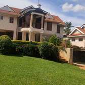 House for sale at New Kitisuru