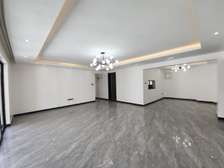 4 Bed Apartment with En Suite in Kileleshwa