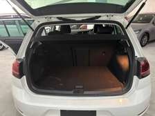 Volkswagen golf Mk7 white