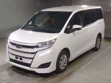 2019 TOYOTA NOAH X 4WD