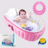 Inflatable baby bathtub