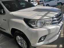 Toyota Hilux double cabin Revolution white diesel 2016 4wd