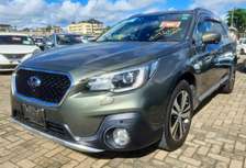 Subaru Outback Green 2019 AWD