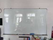wall mounted whiteboard  4x3fts for sale