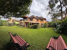 5 Bed Villa with En Suite at Runda