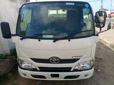 TOYOTA DYNA