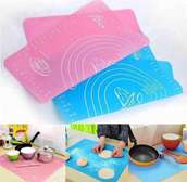 Silicon kneading mat