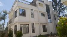 Vey Spacious 5 BR House plus Sqs in Ongata Rongai