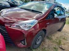 Toyota Vitz  Jewela Hybrid 2017 redwine