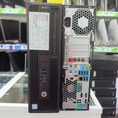 HP Z240 workstation intel Xeon E3-1225 V5 8GB Ram 2TB 3.5GHz
