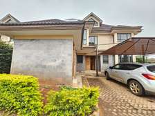 4 Bed House with En Suite in Runda