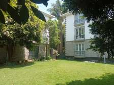 3 Bed Apartment with En Suite in State House