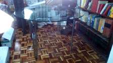 Dining Table with aluminum frame and 1 cm.thick crystal