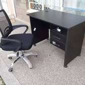 Working desk with Emes chair
