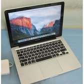 Apple MacBook Pro /4GB RAM / 256 GB SSD