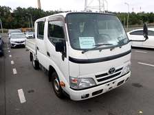 TOYOTA DYNA DOUBLE CABIN