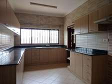 4 Bed Apartment with En Suite in General Mathenge