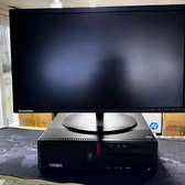 Lenovo Thinkcentre M700  with 24 monitor