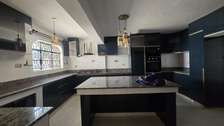 5 Bed House with En Suite in Kitisuru