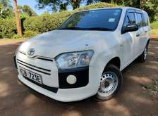 2014 Toyota probox white in excellent condition