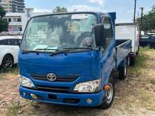 TOYOTA DYNA (WE ACCEPT HIRE PURCHASE)