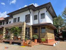 Serviced 2 Bed Apartment with En Suite in Runda