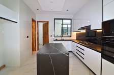 2 Bed Apartment with En Suite in Spring Valley