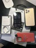 Apple Iphone 13 Pro / 512Gb / Gold & Wireless Charger