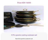 Kitchen steamers and stainless cookers