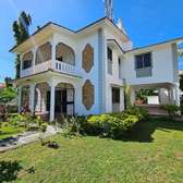 4 Bedroom mansion In a gated estate nyali mombasa