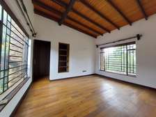 5 Bed House with En Suite at Lake View Road