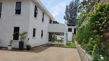 5 Bed House with En Suite at Runda