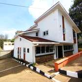 Spacious 5 Bedrooms  Mansionett with Dsq In Kileleshwa