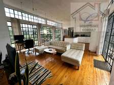 Exquisitely furnished 3bedroomed bungalow on ½acre