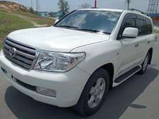 Land Cruiser V8