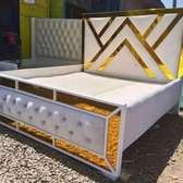 Modern bed 5by6