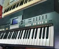 Yamaha psr 550