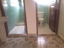 Lovely 5 BR House plus Sqs in Ongata Rongai